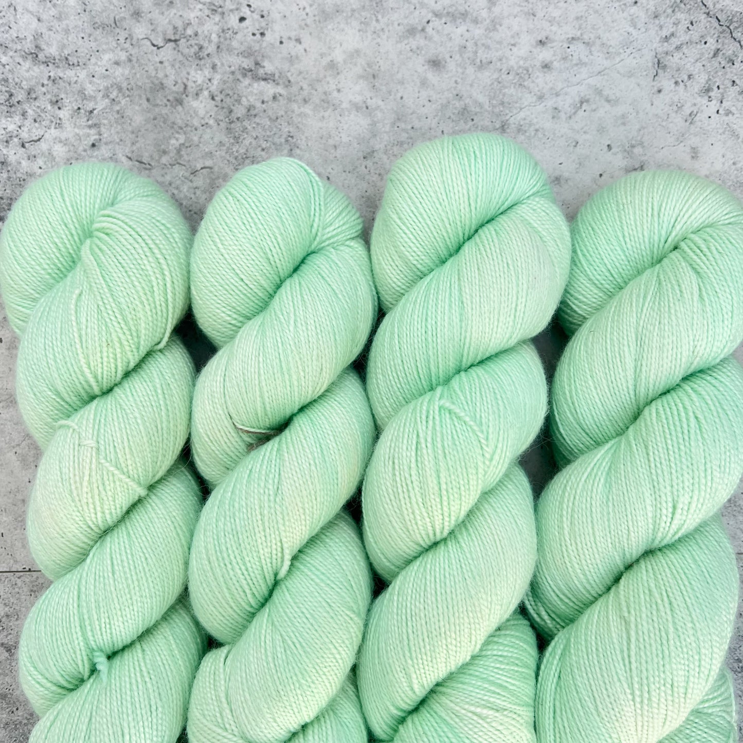 Apple Taffy on Twisted Sister (Fingering)