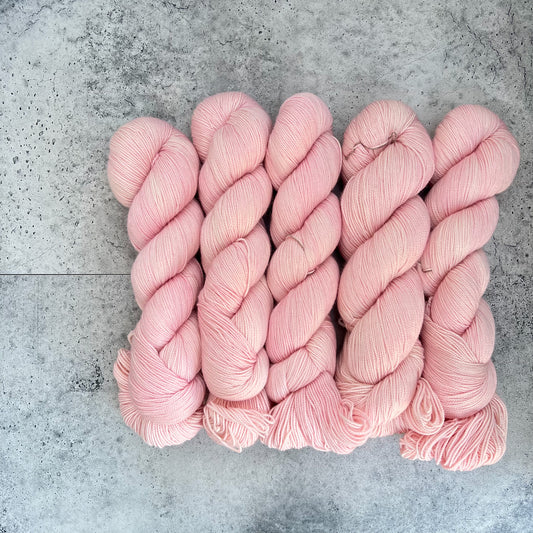 Strawberry Pez on Twisted Sister (Fingering)