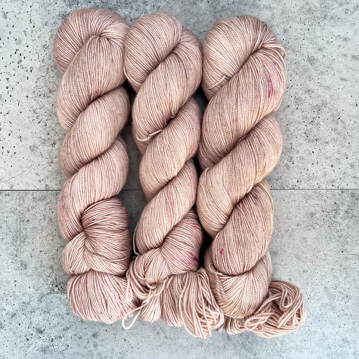 Rose Gold on Twisted Sister (Fingering)