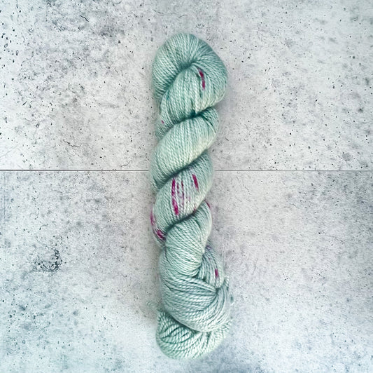 Foggy Currant on Uncle Mulberry (Worsted)