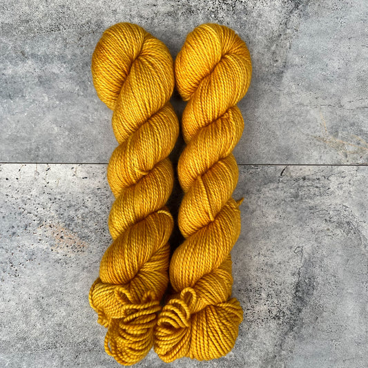 Bee Queen on Mama Bear DK