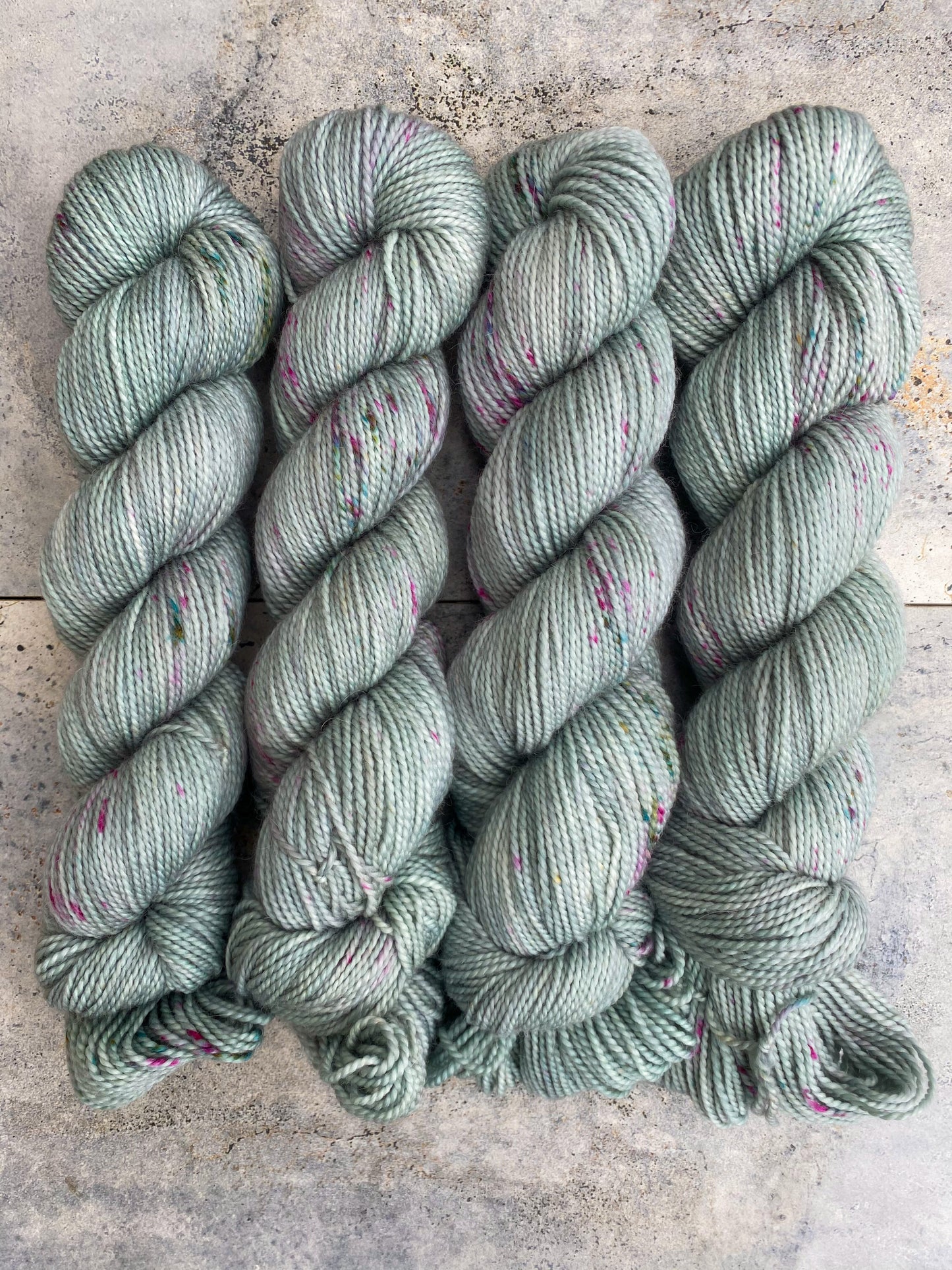 Foggy Currant on Mama Bear DK