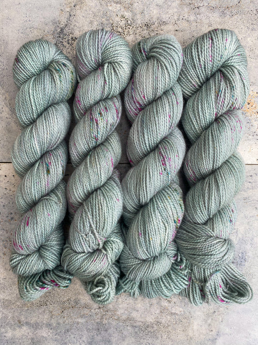 Foggy Currant on Mama Bear DK