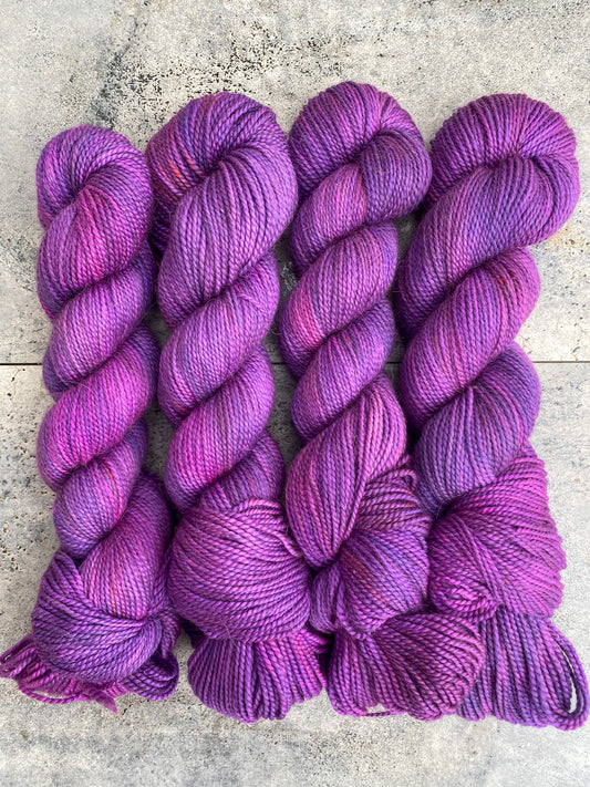 Hyper Color on Mama Bear DK