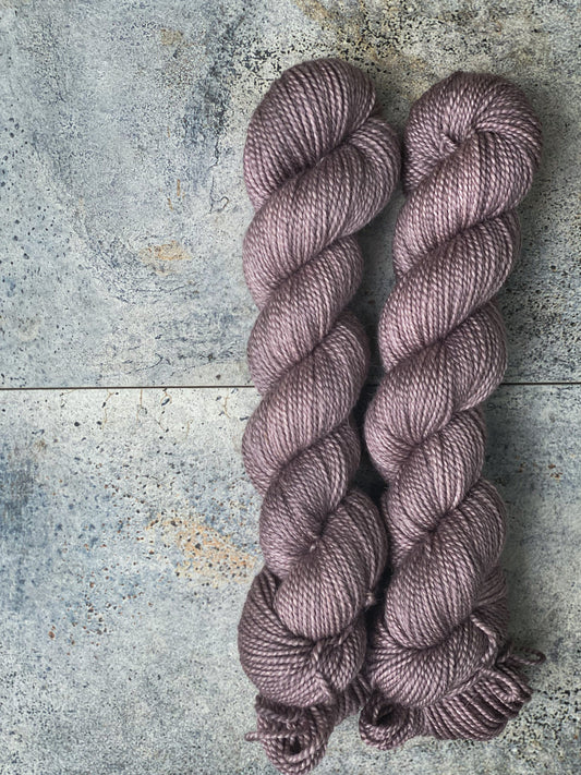 Taupe on Mama Bear DK
