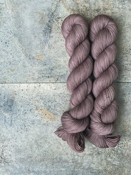 Taupe on Twisted Sister (Fingering)