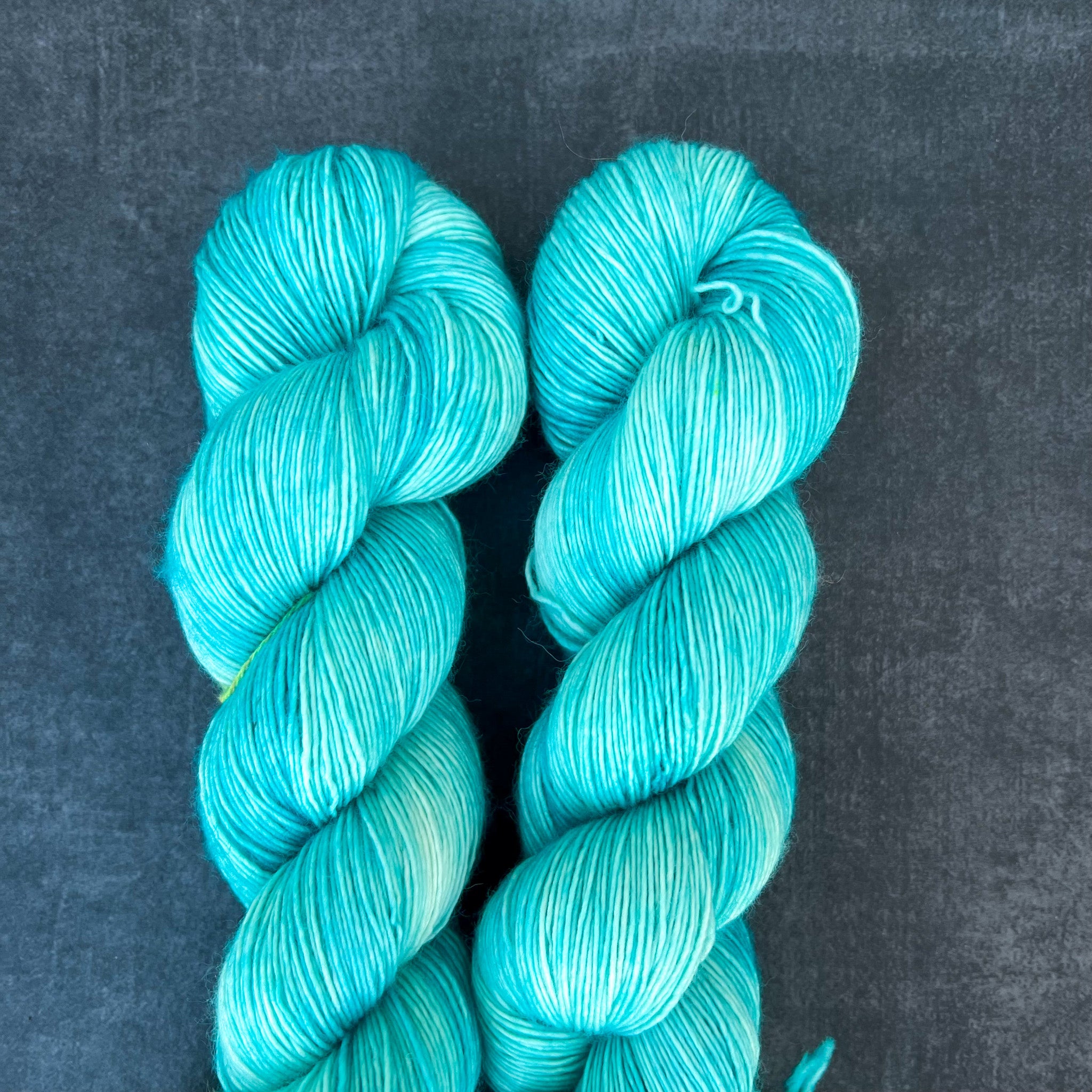 Little Sister (Fingering) Oops Skeins