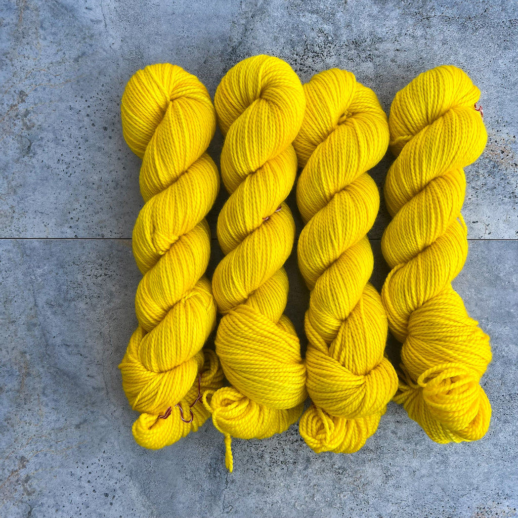 Highlighter Sorbet on Uncle Mulberry (Worsted)